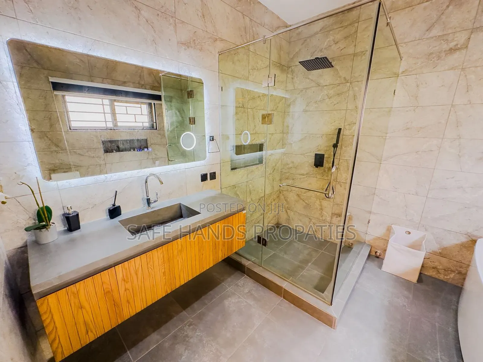 Furnished 3bdrm House in Accra Metropolitan for sale