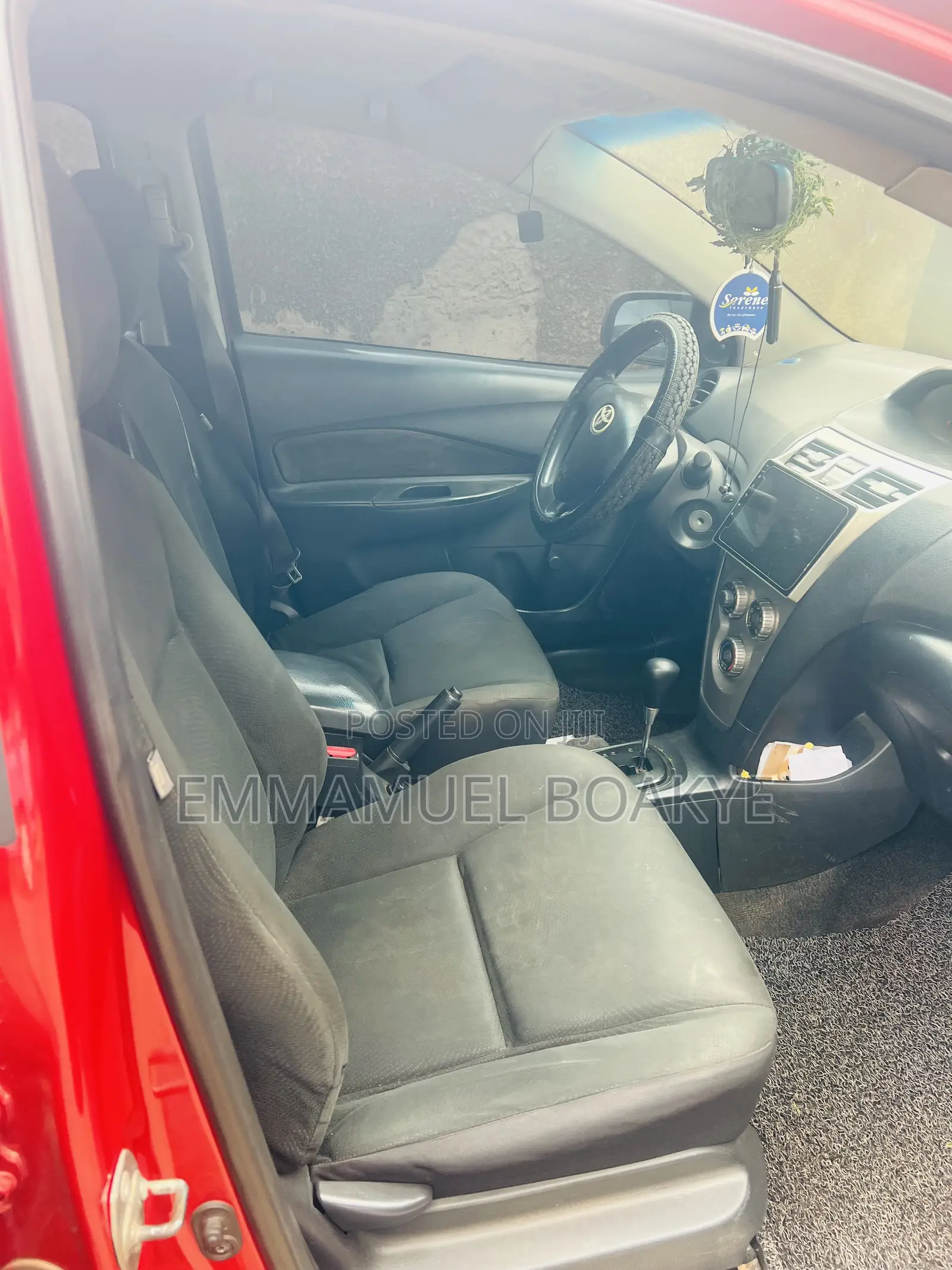 Toyota Yaris 2010 Red
