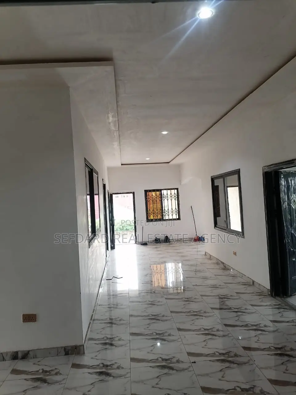 5bdrm Duplex in Sefdard Properties, Amasaman for sale