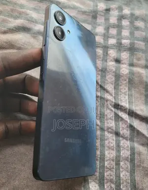 Samsung Galaxy A06 128 GB Blue