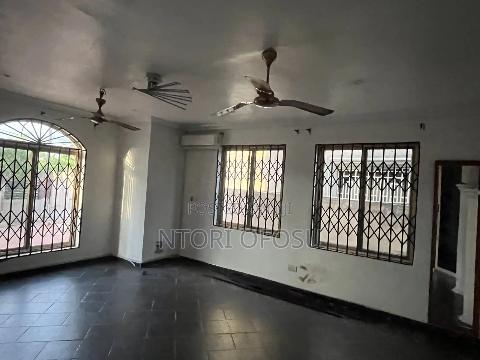 3bdrm Apartment in Asore Junction for rent