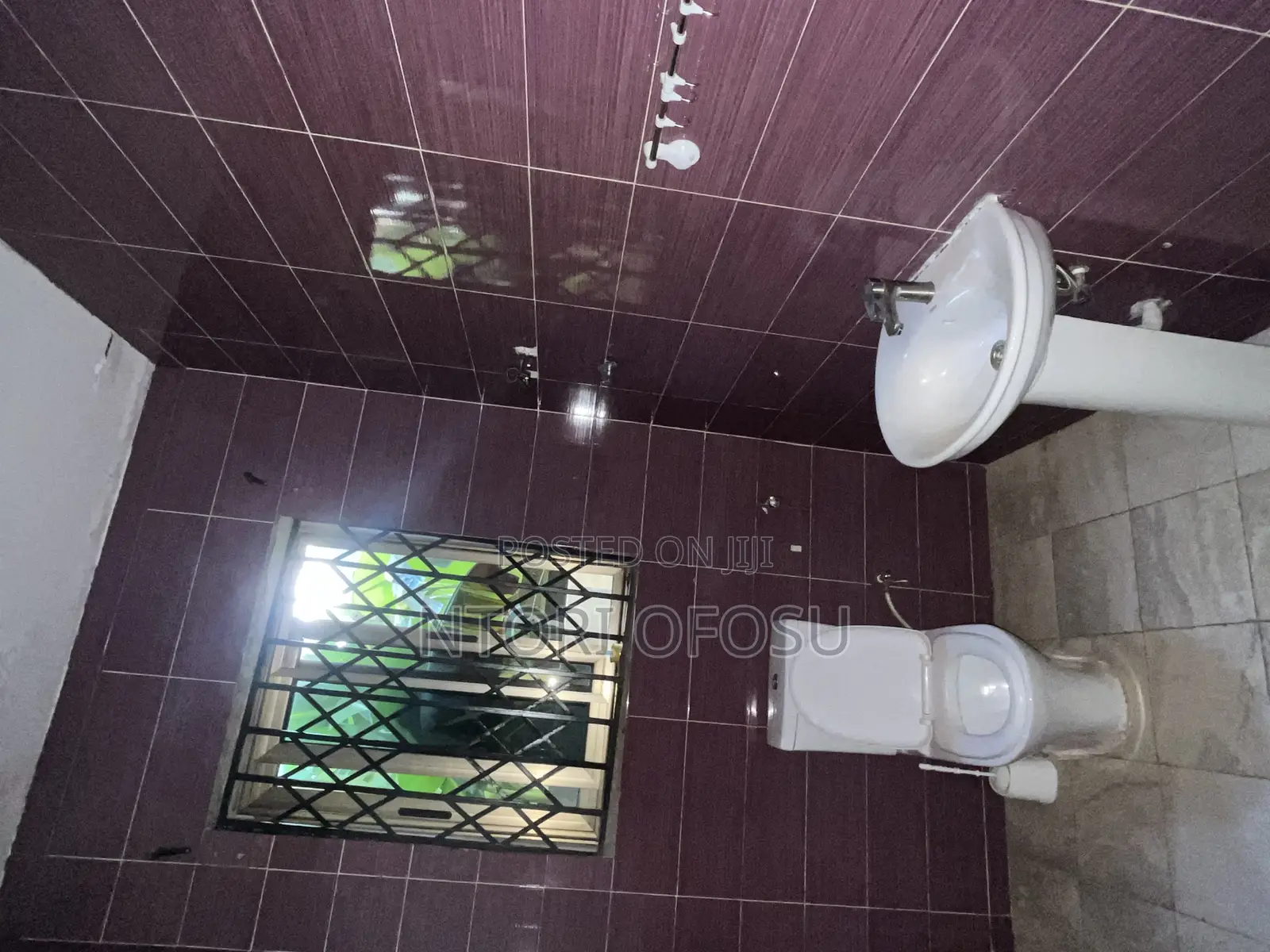 3bdrm Apartment in Asore Junction for rent
