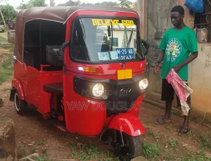 New Bajaj RE 2025 Red