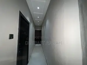 6bdrm House in Hilltop Estate, Kumasi Metropolitan for sale