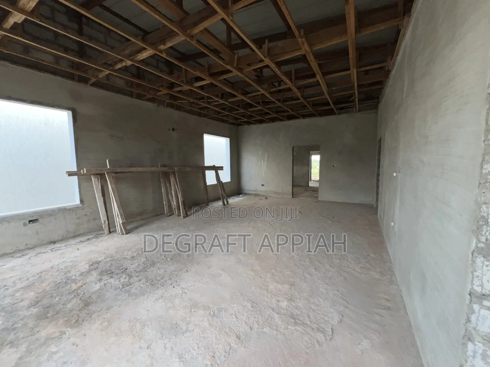 6bdrm House in Hilltop Estate, Kumasi Metropolitan for sale