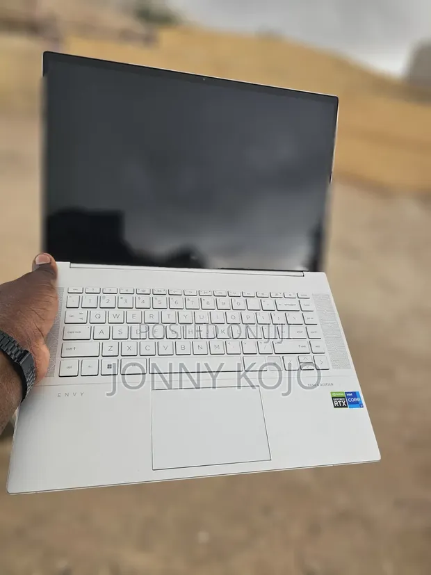 Laptop HP Envy 15-ep0xxx 16GB Intel Core i7 SSD 512GB for sale