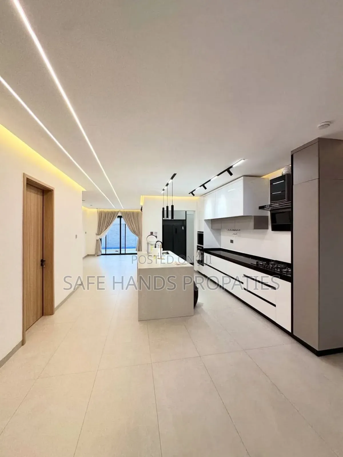 Furnished 4bdrm House in Accra Metropolitan for sale
