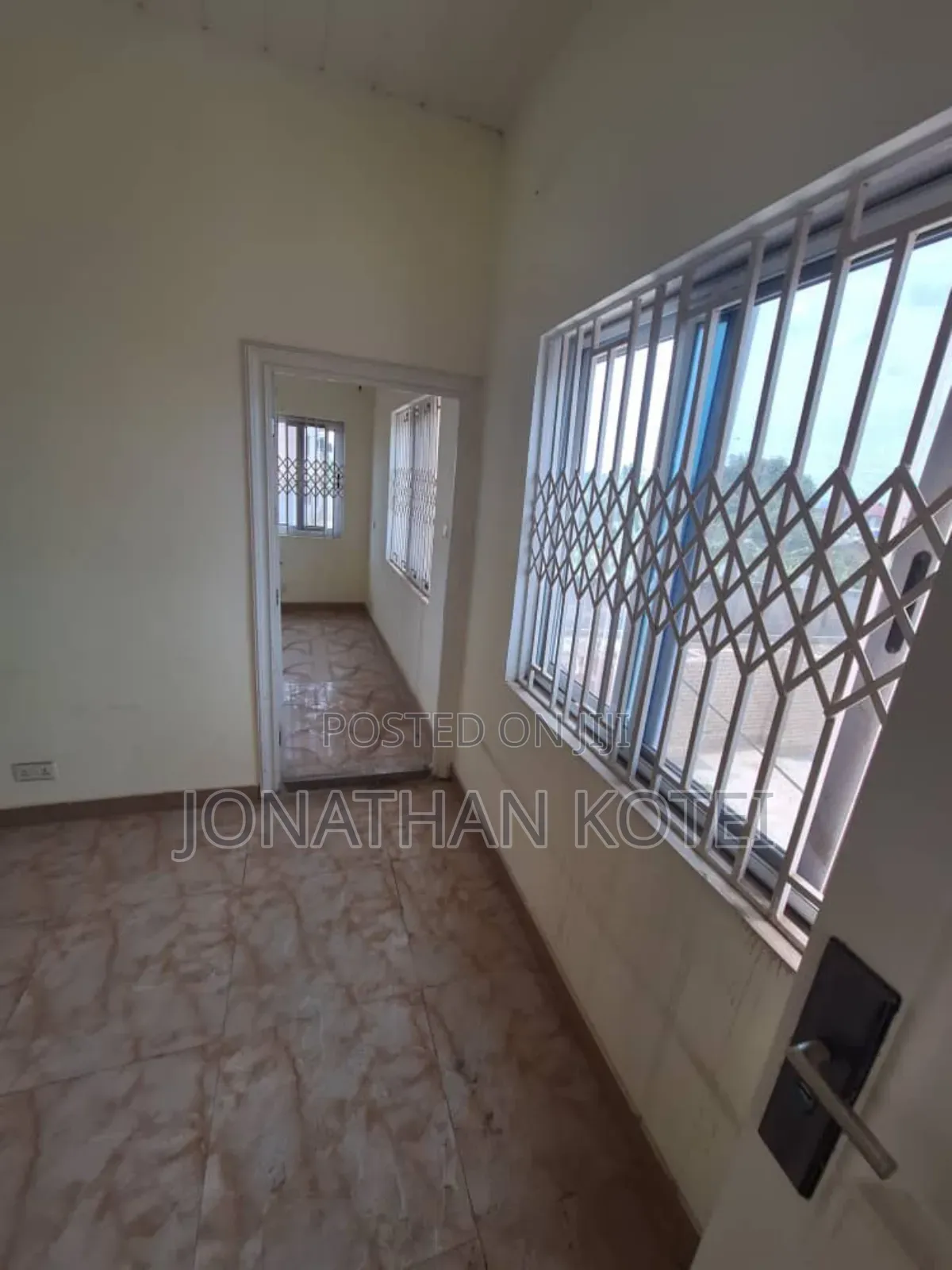 2bdrm Apartment in New Town for rent