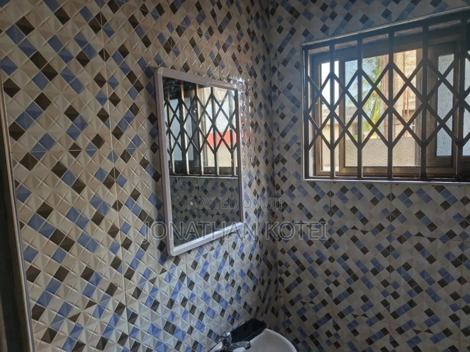 1bdrm Apartment in New Town for rent