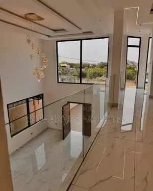 4bdrm House in Accra Metropolitan for sale