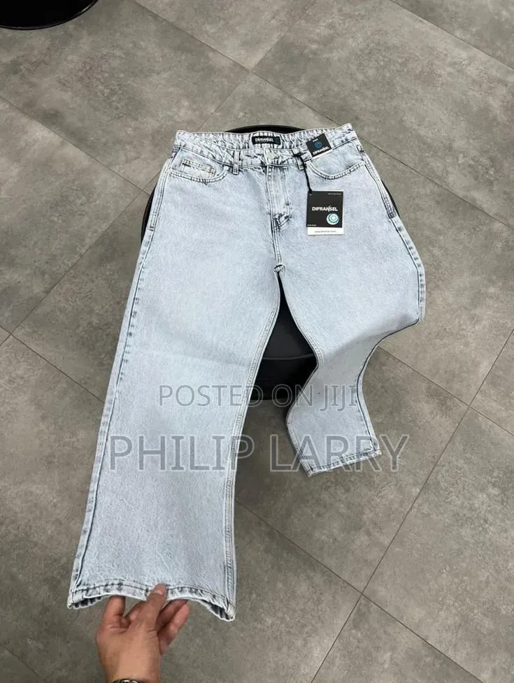 Male Baggy Jeans