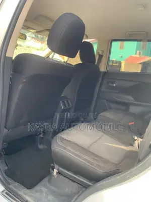 Mitsubishi Outlander 2020 White