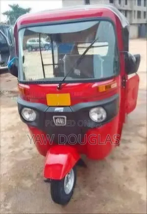 New Bajaj RE 2025 Red