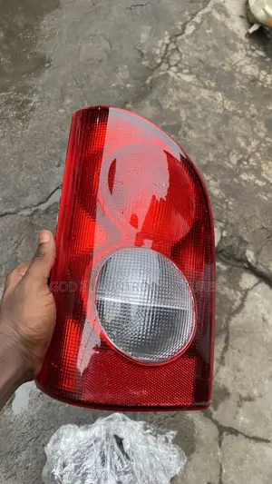 Hyundai H100 Tail Light Pair