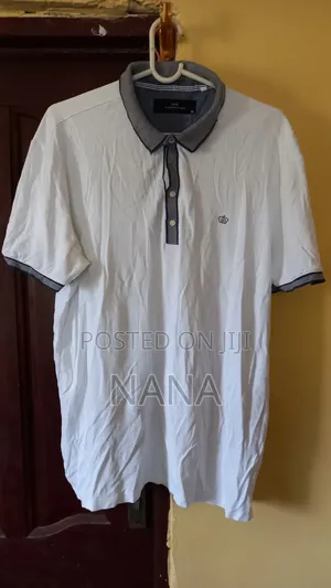 Xl / XXL Men Round Neck T-Shirt