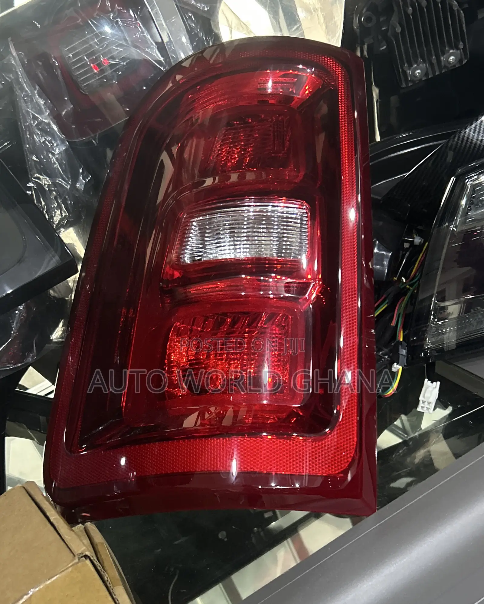 Dodge Ram 1500 2024 2025 Oem Tail Back Rear Light