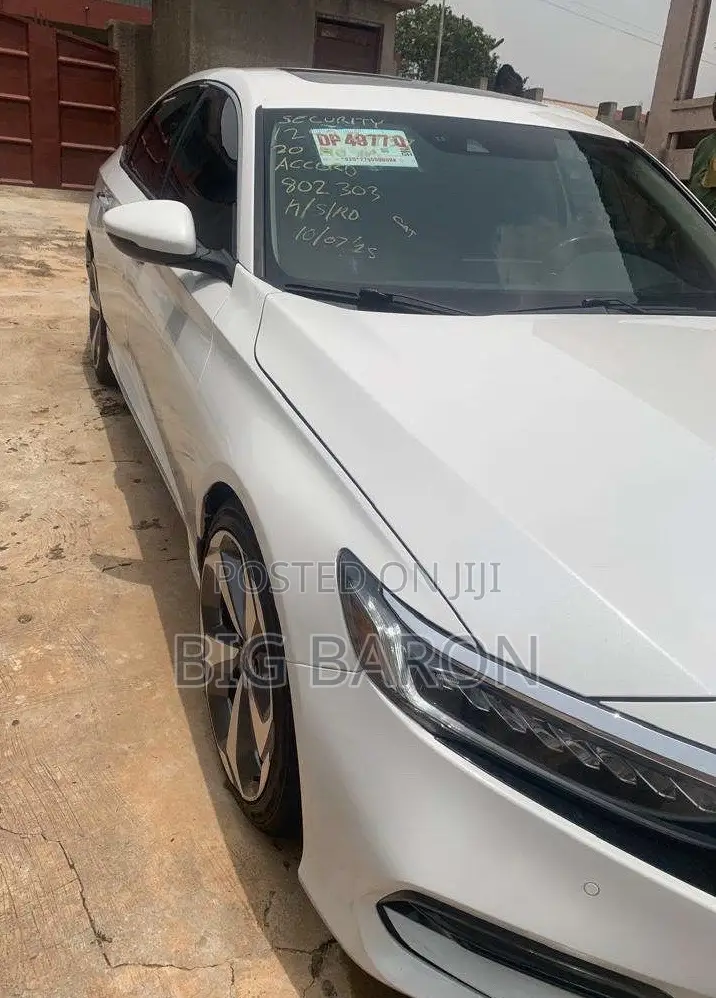 Honda Accord Touring 2.0T 2020 White