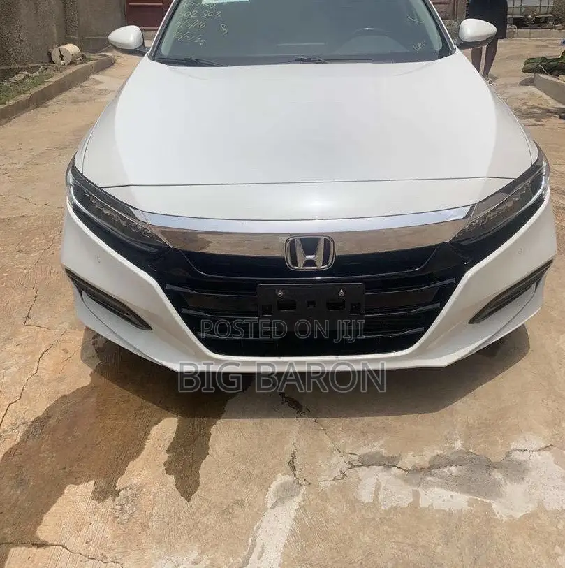 Honda Accord Touring 2.0T 2020 White