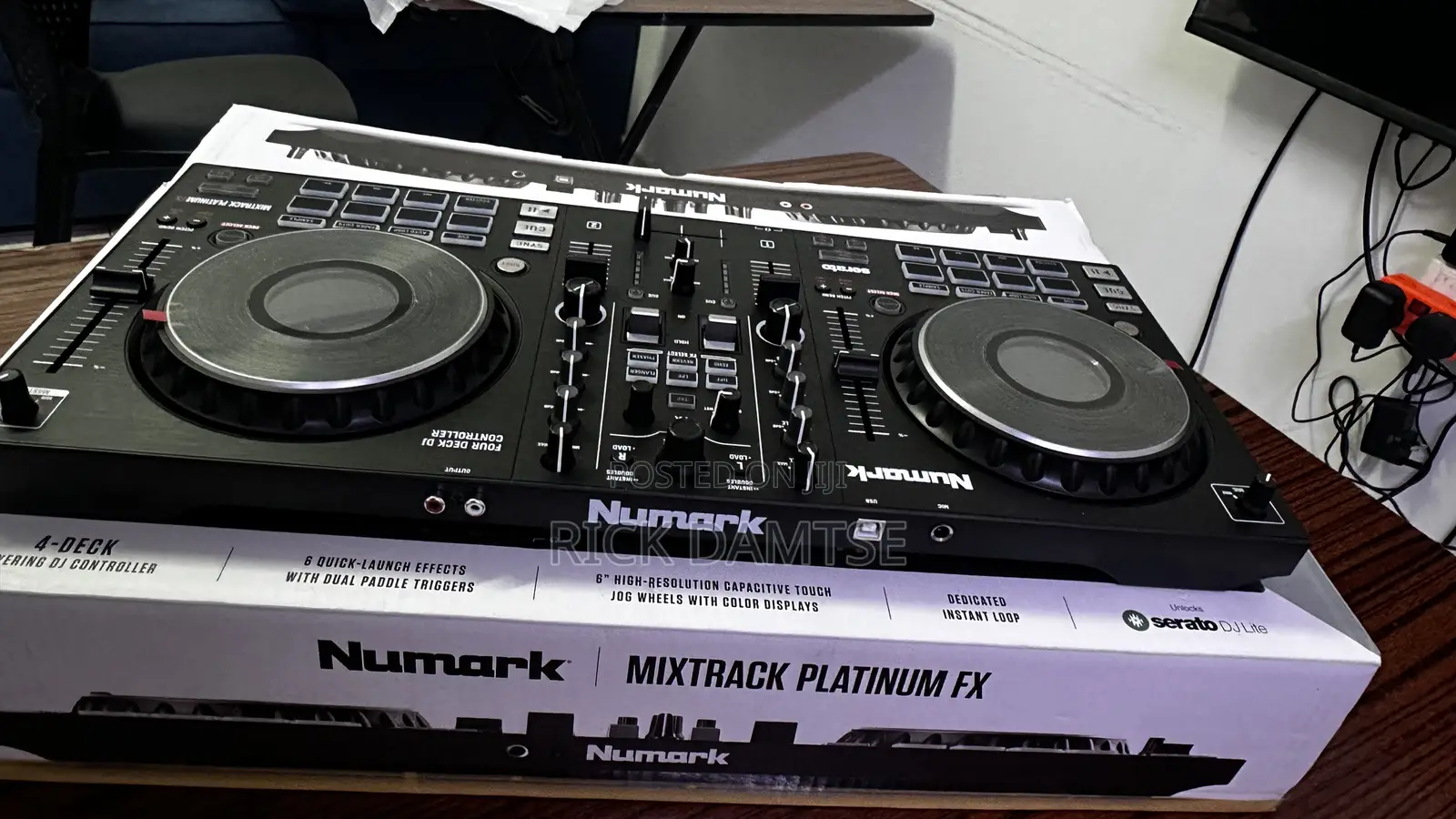 Mumark Mixtrack Platinum Fx