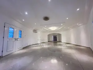 5bdrm Mansion in East Legon for rent
