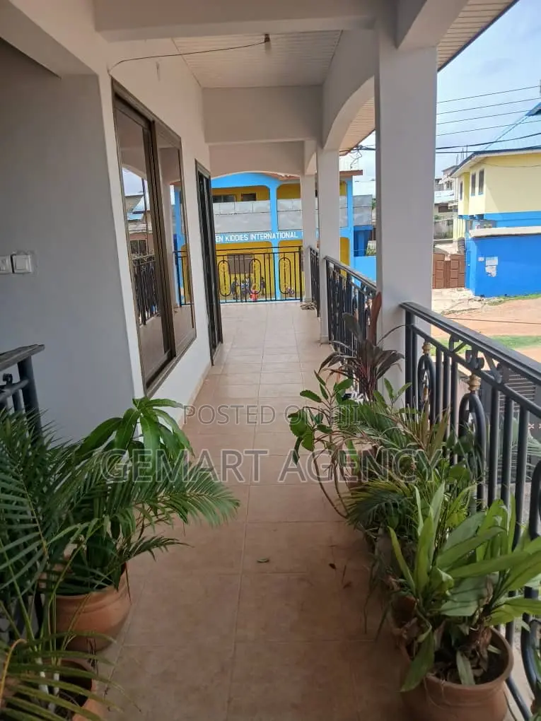 2bdrm Apartment in Taifa Mr Agyei for rent