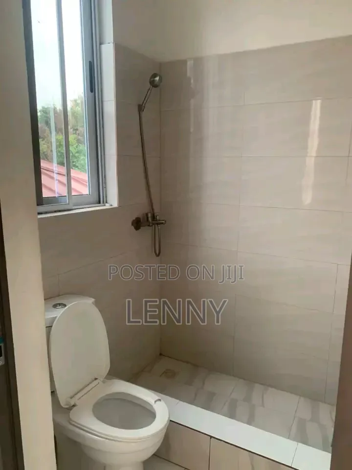 1bdrm Apartment in Behind Starbites, Boundary Road Area for rent