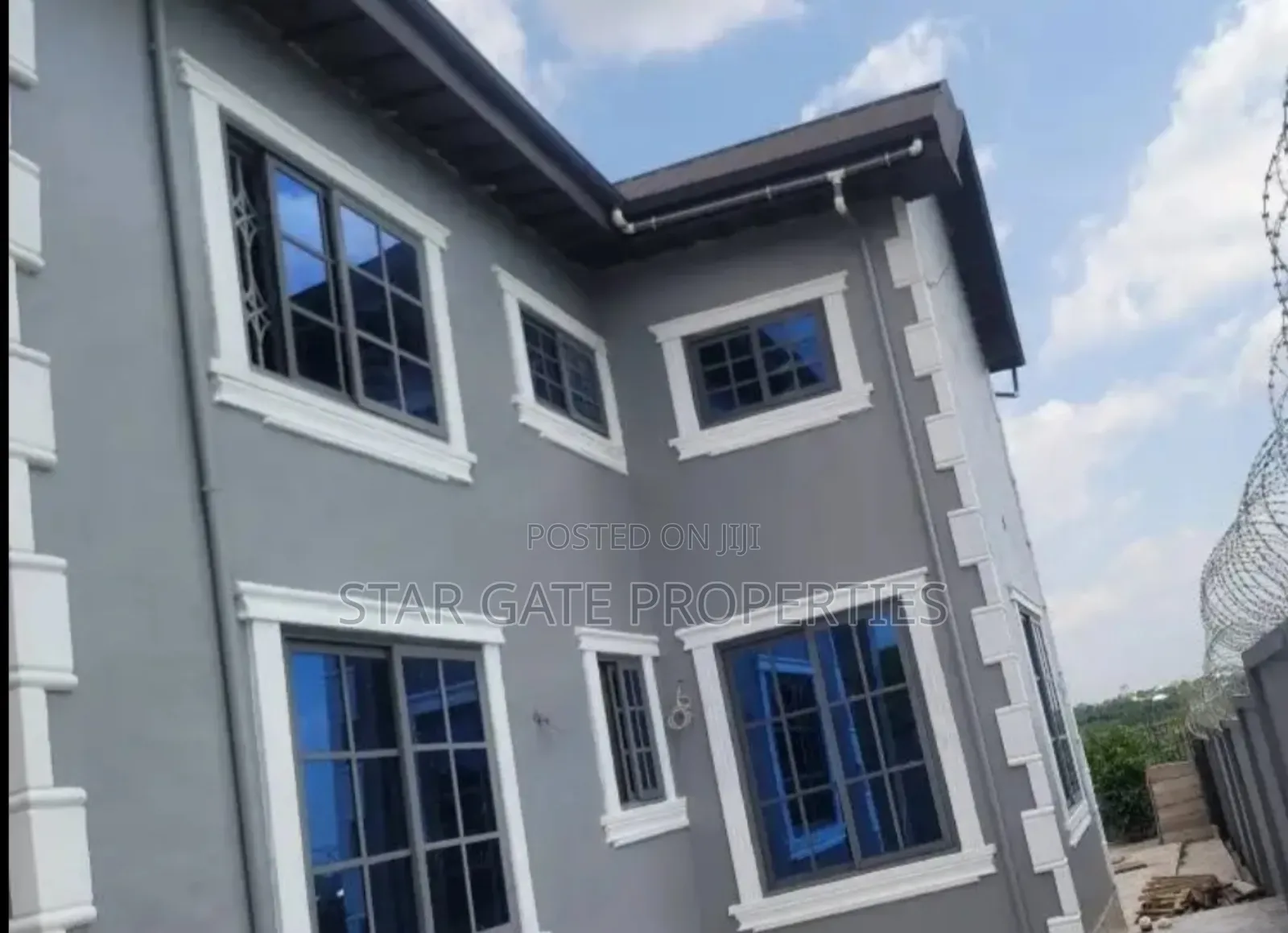 5bdrm House in Sokoban Apaaso (, Kumasi Metropolitan for sale
