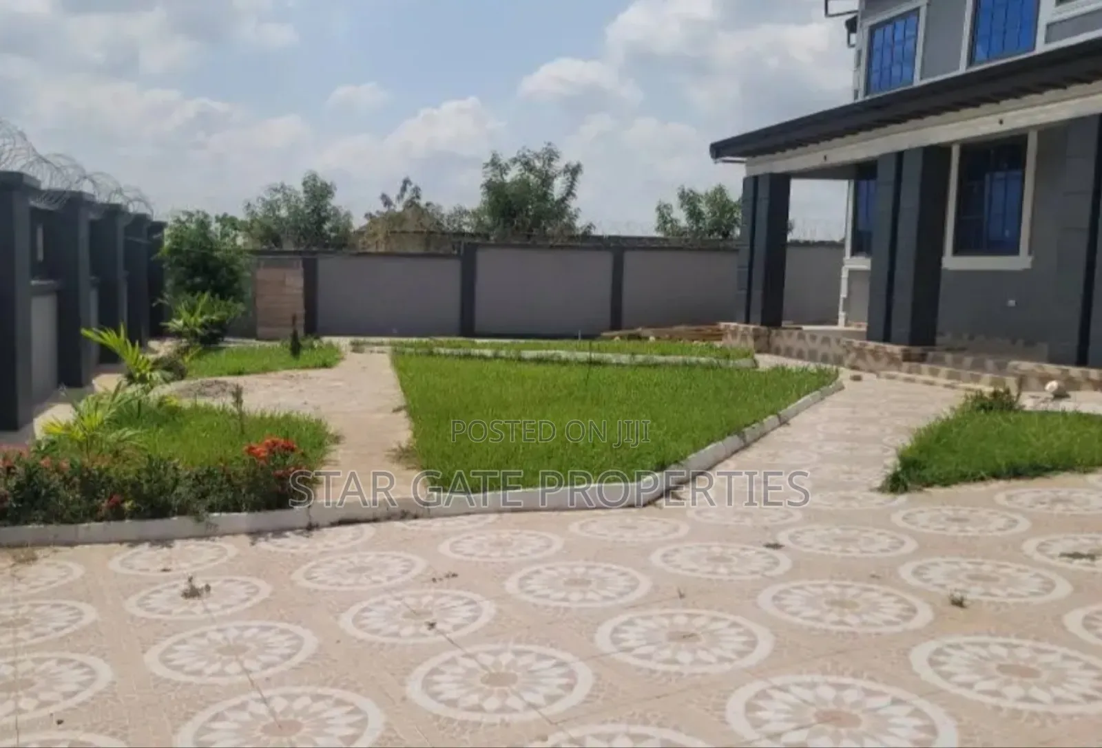 5bdrm House in Sokoban Apaaso (, Kumasi Metropolitan for sale