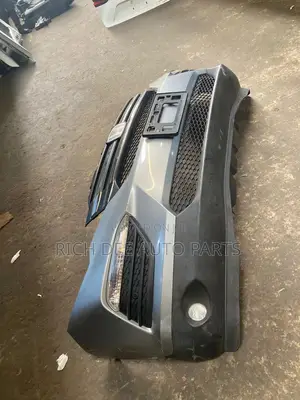 Honda Pilot 16 Front Bumper Complete 2016, 2017, 2018 Used