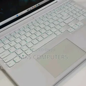 New Laptop Lenovo Legion Pro 7 16GB AMD Ryzen 9 SSD 1T