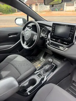 Toyota Corolla XSE 2021 White