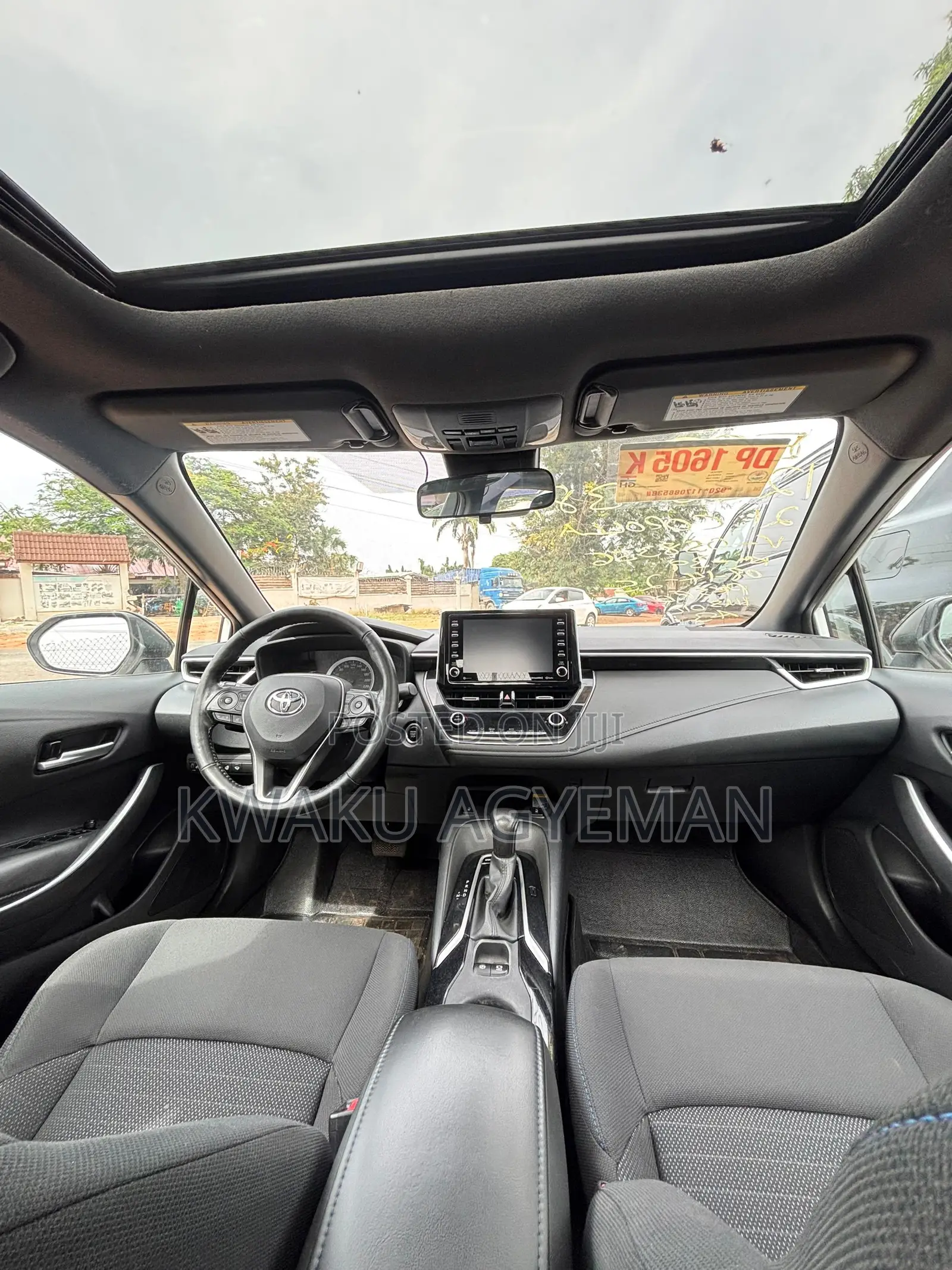 Toyota Corolla XSE 2021 White