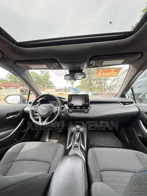 Toyota Corolla XSE 2021 White