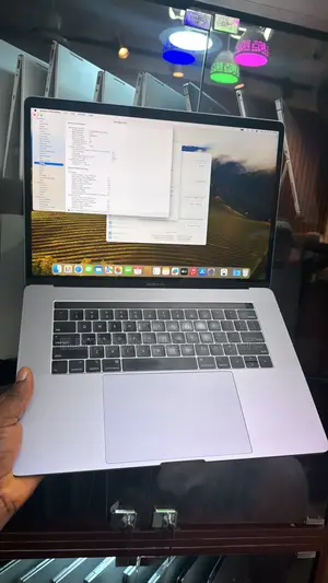 Laptop Apple MacBook Pro 2019 16GB Intel Core i9 SSD 512GB