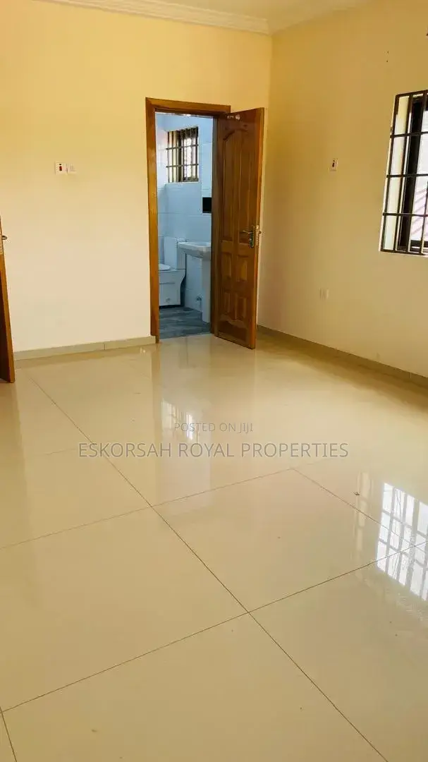 5bdrm House in Pokuase Festus for rent