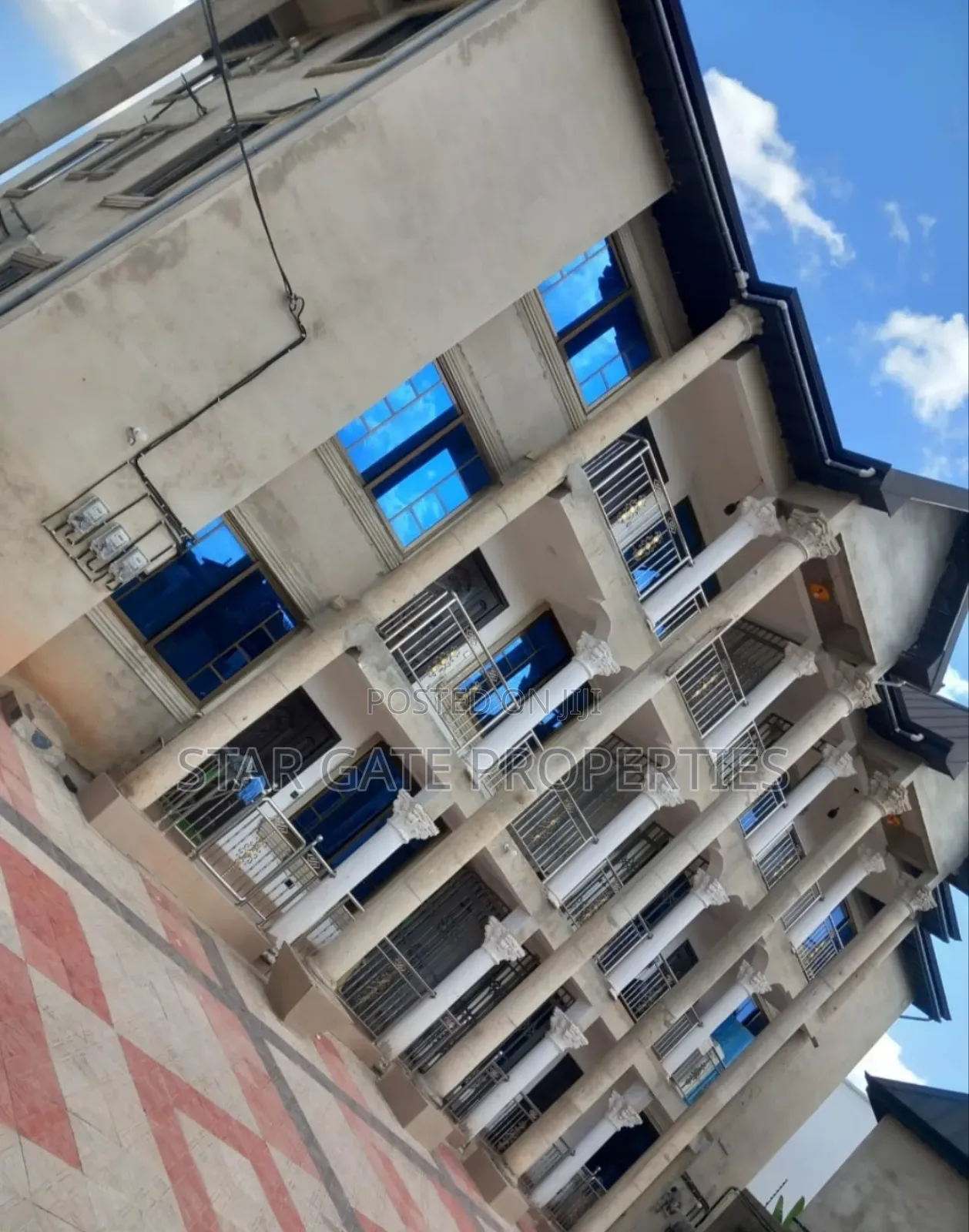 12bdrm Apartment in Kenyasi Abrem, Kumasi Metropolitan for sale