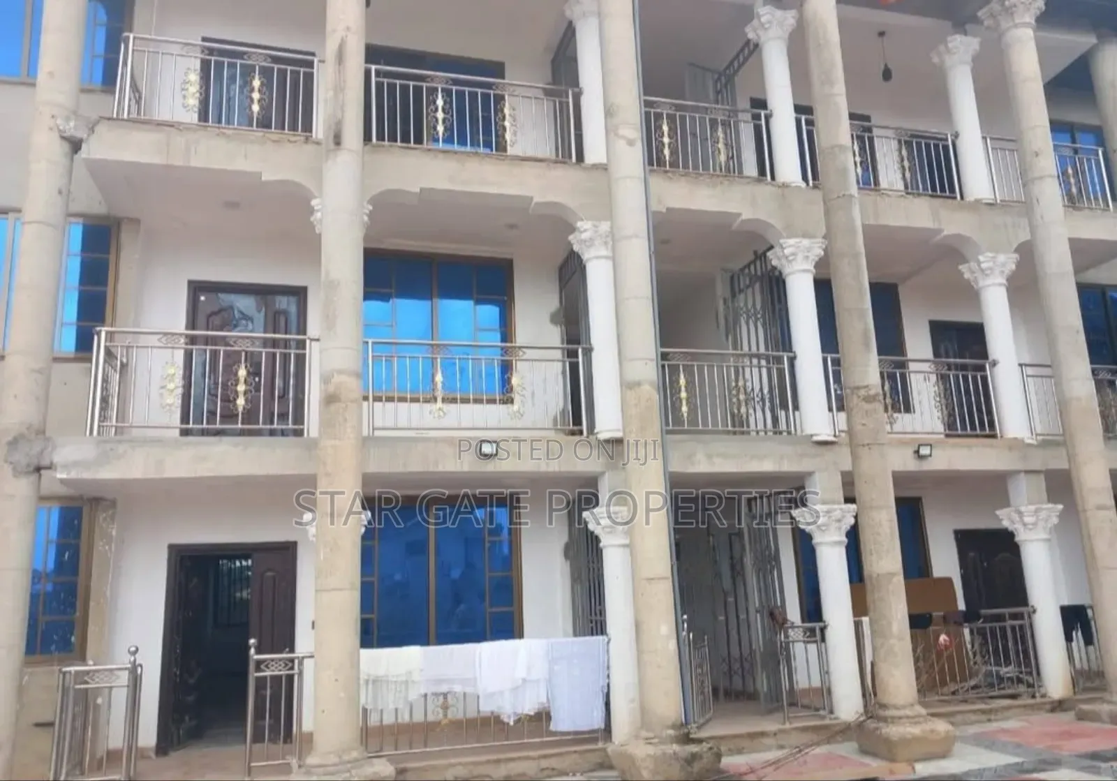 12bdrm Apartment in Kenyasi Abrem, Kumasi Metropolitan for sale