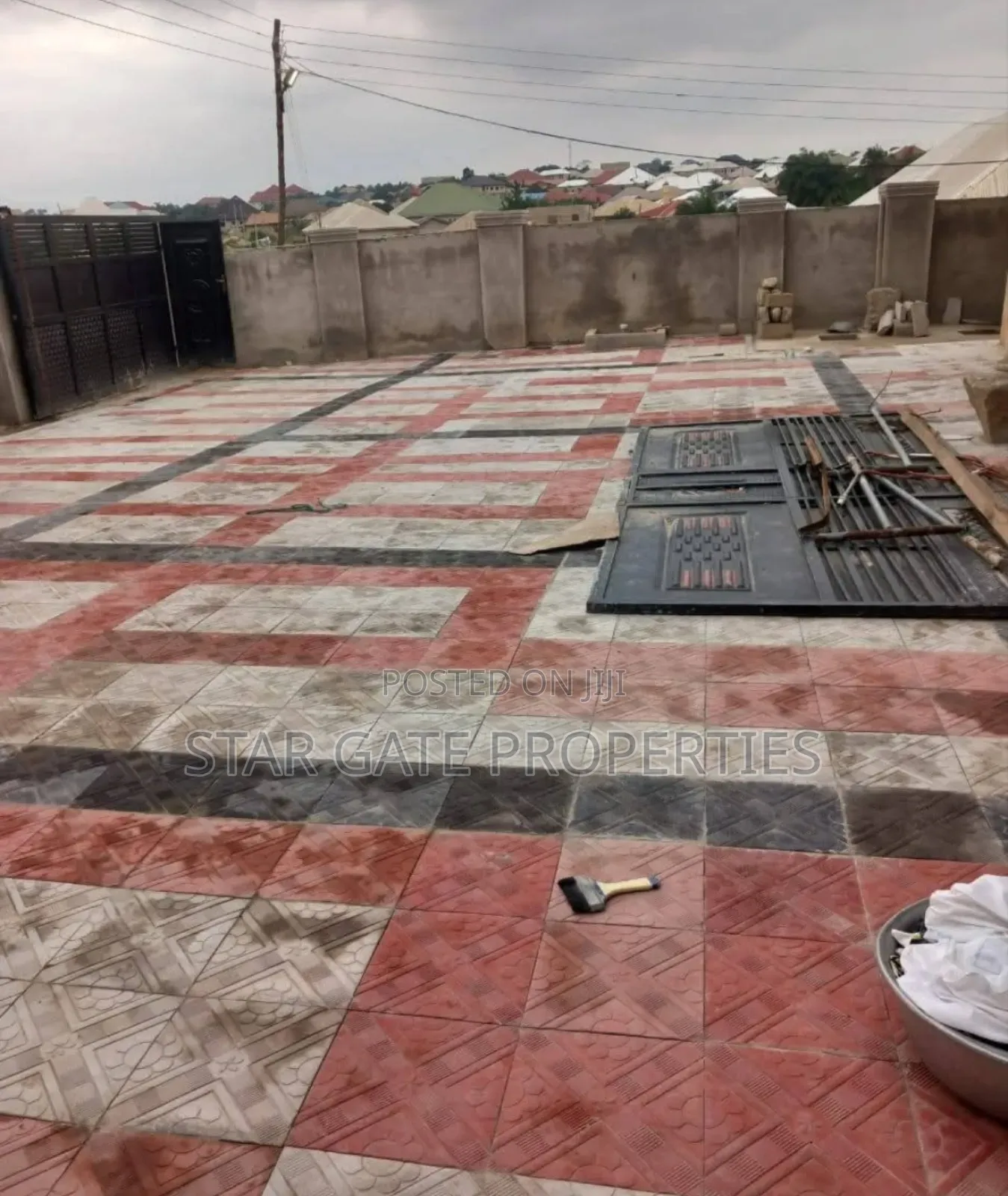 12bdrm Apartment in Kenyasi Abrem, Kumasi Metropolitan for sale
