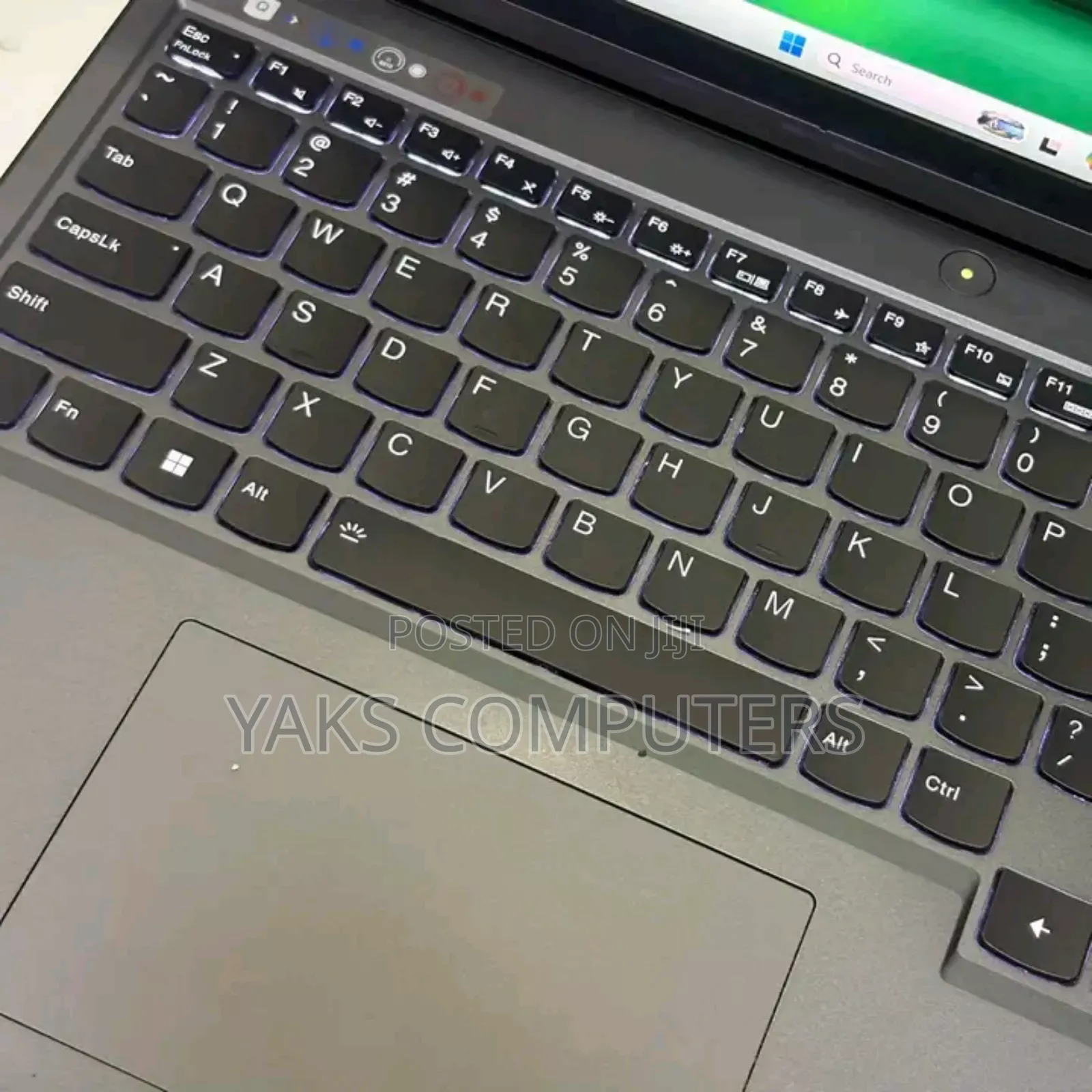 New Laptop Lenovo Legion 7 16GB AMD Ryzen 7 SSD 1T