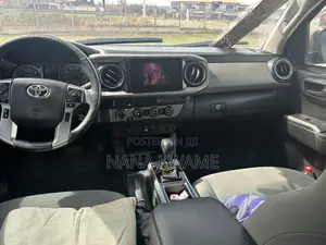Toyota Tacoma SR 2019 Black