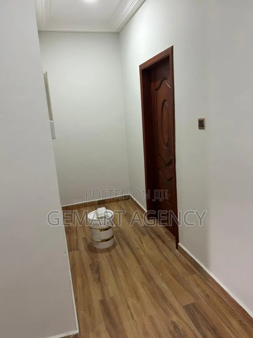 3bdrm House in Kuntunse – Near, Greater Accra for sale