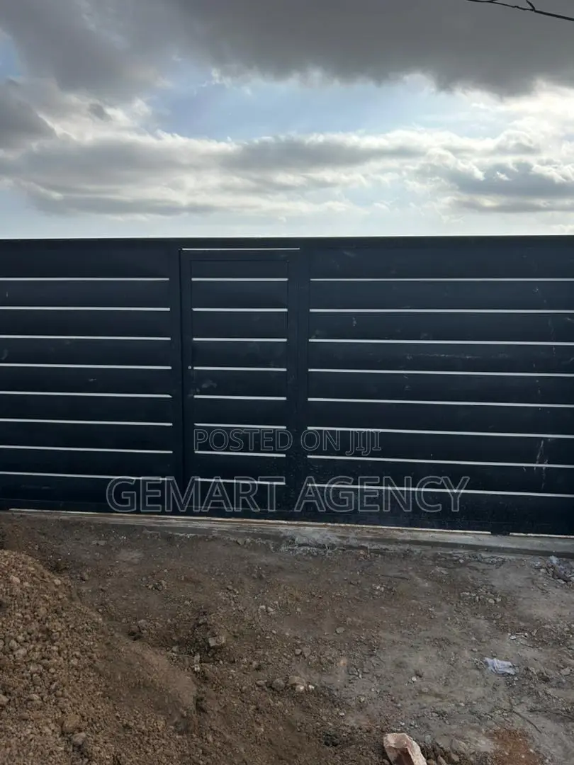3bdrm House in Kuntunse – Near, Greater Accra for sale