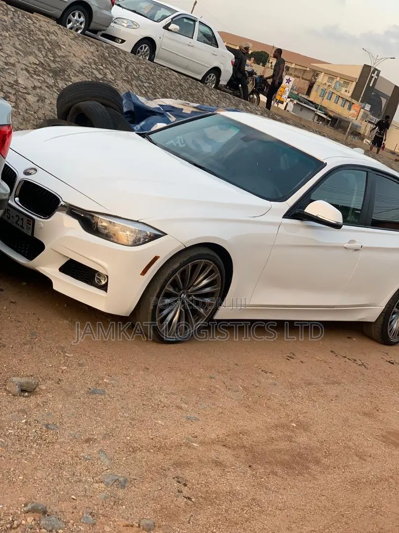 BMW 523i 2015 Off white