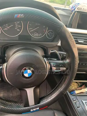 BMW 523i 2015 Off white