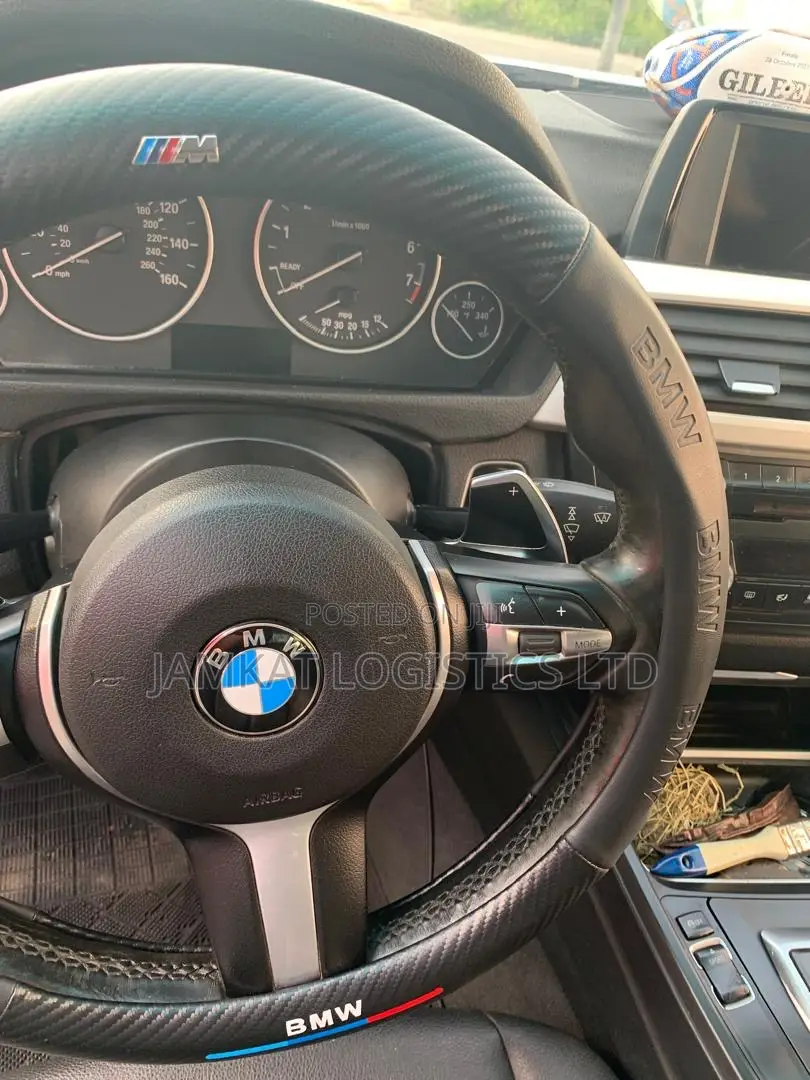 BMW 523i 2015 Off white