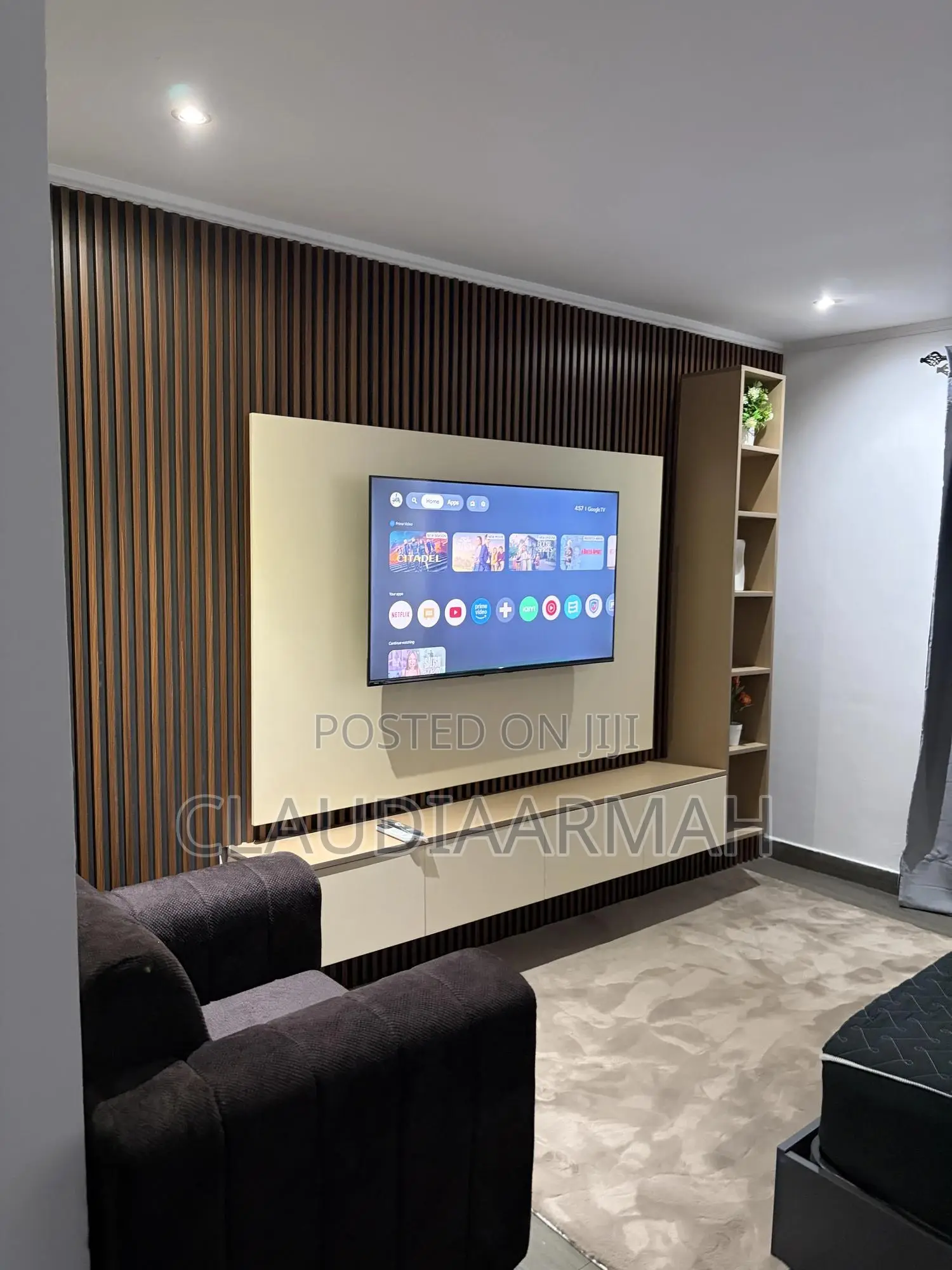 Furnished 1bdrm Apartment in The Grey Buildjng, American House for rent