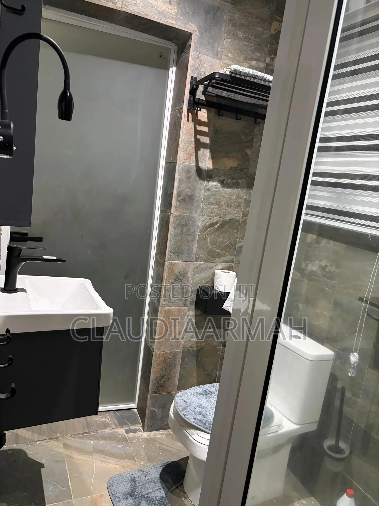 Furnished 1bdrm Apartment in The Grey Buildjng, American House for rent