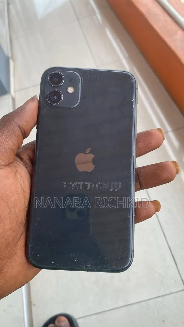 Apple iPhone 11 64 GB Black