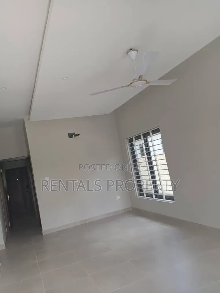 1bdrm Apartment in Danfa for rent