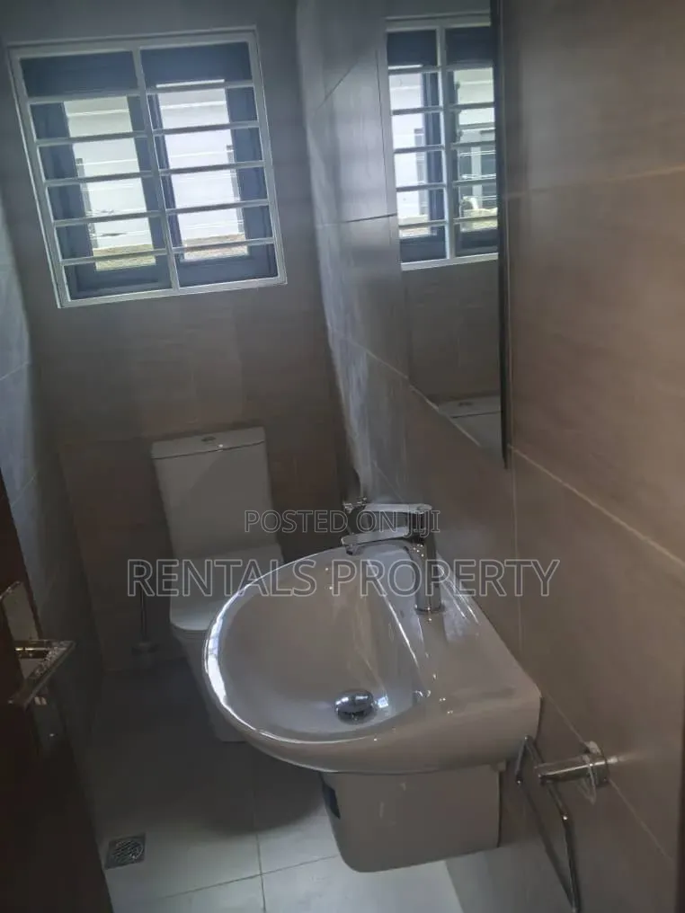 1bdrm Apartment in Danfa for rent
